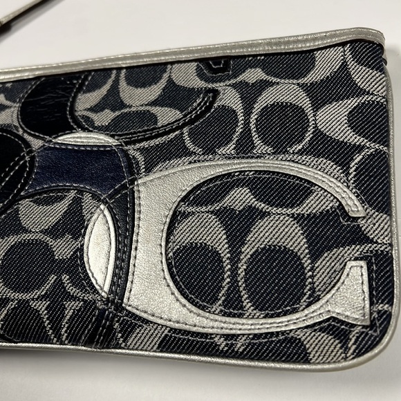 Coach Denim Canvas Large Zip Pouch Clutch Wristlet - Picture 4 of 7